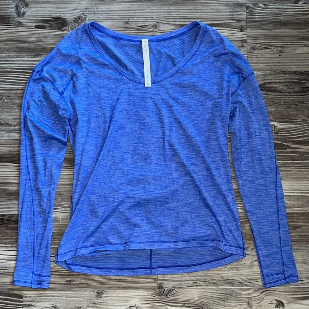 Lululemon On Track Long Sleeve Top in Heathered Cerulean Blue - Picture 5 of 9